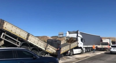 Bilecik’te 3 aracın karıştığı zincirleme trafik kazasında 1 kişi yaralandı
