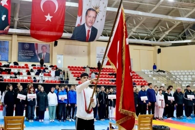 Bilecik&rsquo;te 400 sporcu tekvando grup m&uuml;sabakalarında ter d&ouml;kt&uuml;
