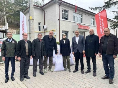 Bilecik&rsquo;te 5 bin 150 kilogram nohut tohumu dağıtıldı
