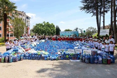 Bilecik&rsquo;te 5 tona yakın mavi kapak engelliler i&ccedil;in umuda d&ouml;n&uuml;şt&uuml;
