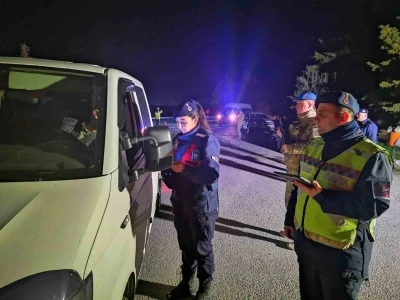 Bilecik&rsquo;te araması olan 10 kişi yakalandı
