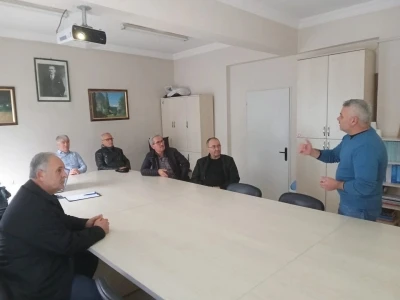 Bilecik&rsquo;te arı yetiştiricilerine eğitim verildi
