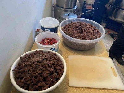 Bilecik&rsquo;te bodrum katta ka&ccedil;ak yemek &uuml;retimine zabıta baskını
