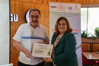 Bilecik&rsquo;te &rsquo;Gen&ccedil;lik ve Şehir Bilinci Ge&ccedil;mişten Geleceğe Buluşma&rsquo;  programı d&uuml;zenlendi
