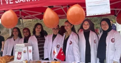 Bilecik’te gıda teknolojisi öğrencileri festivale damga vurdu
