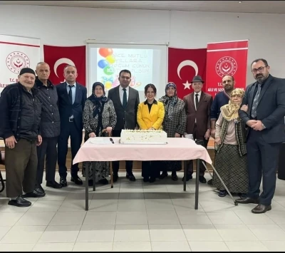 Bilecik&rsquo;te huzurevinde doğum g&uuml;n&uuml; sevinci
