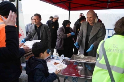 Bilecik&rsquo;te iftar sofrasında binlerce kişi buluşuyor
