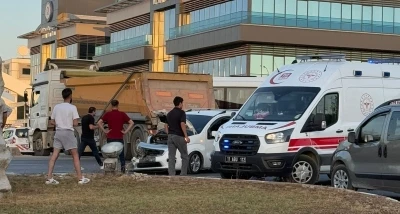 Bilecik’te iki aracın karıştığı trafik kazasında 3 kişi yaralandı
