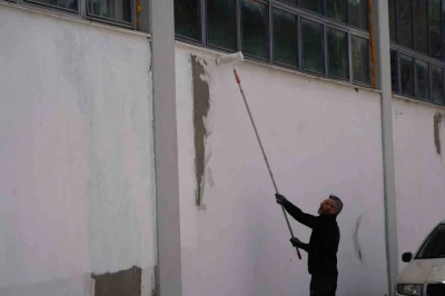 Bilecik&rsquo;te kapalı pazar alanında bakım ve yenileme &ccedil;alışması
