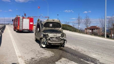 Bilecik&rsquo;te kontrolden &ccedil;ıkan ara&ccedil; ref&uuml;je &ccedil;arptı
