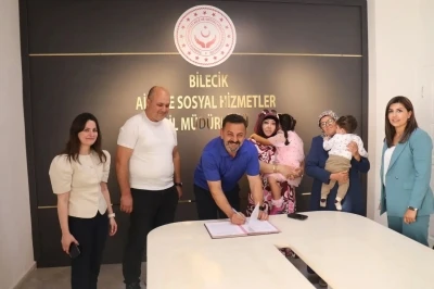 Bilecik&rsquo;te koruyucu aile s&ouml;zleşmesi imzalandı
