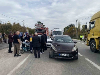 Bilecik’te meydana gelen trafik kazasında 2’si çocuk 5 kişi yaralandı
