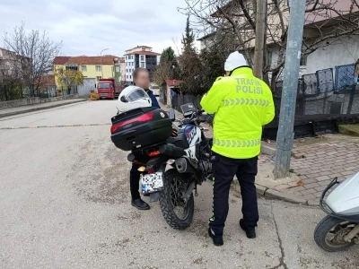 Bilecik&rsquo;te motosiklet ve ATV s&uuml;r&uuml;c&uuml;lerine y&ouml;nelik denetim
