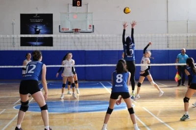 Bilecik’te öğrenciler hem sporda hem okulda başarı için mücadele ediyor
