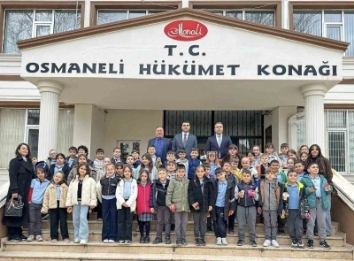 Bilecik&rsquo;te &ouml;ğrenciler &lsquo;Yerel Y&ouml;netimler&rsquo; konusunu makamda inceledi
