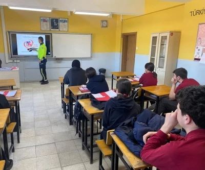 Bilecik&rsquo;te &ouml;ğrencilere trafik bilinci eğitimi
