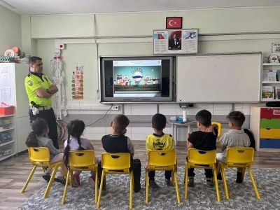 Bilecik&rsquo;te &ouml;ğrencilere trafik eğitimi verildi
