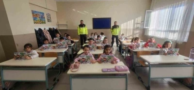 Bilecik&rsquo;te &ouml;ğrencilere trafik eğitimi verildi
