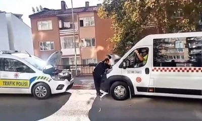 Bilecik’te polis ekipleri yolda kalan otobüse yardım eli uzattı
