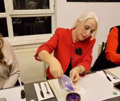 Bilecik&rsquo;te polis eşlerinden dayanışma dolu mum at&ouml;lyesi
