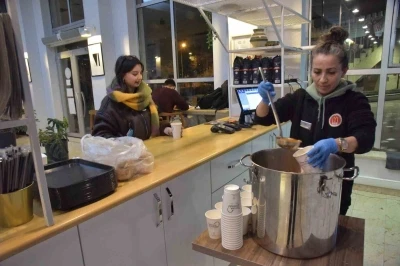 Bilecik&rsquo;te sınav haftasında &ouml;ğrencilere sıcak &ccedil;orba desteği
