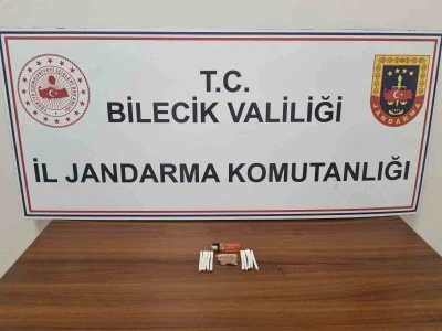 Bilecik&rsquo;te uyuşturucu operasyonu: 2 g&ouml;zaltı
