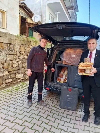 Bilecik&rsquo;te vatandaşların kapısına sıcak yemek ulaştırıldı
