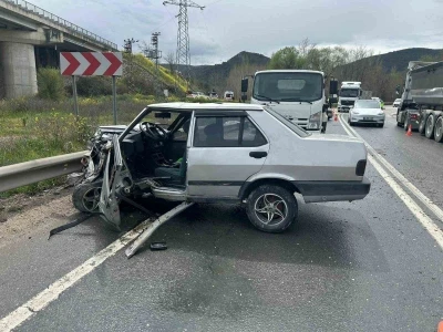 Bilecik&rsquo;te zincirleme trafik kazası; 4 yaralı
