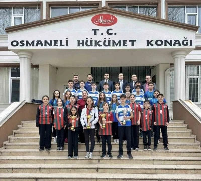 Bilecikli &ouml;ğrencilerden şampiyonluk başarısı
