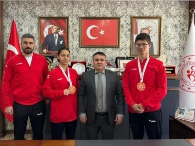 Bilecikli sporculardan kick boksta T&uuml;rkiye derecesi