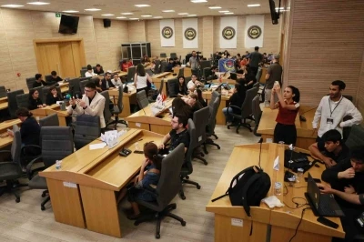 Bilim ve Teknoloji &quot;Hackathonu&quot; Diyarbakırda başladı
