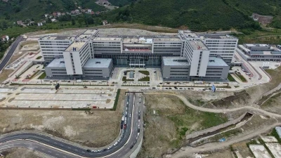 Bin 200 yataklı Ordu Şehir Hastanesi a&ccedil;ılış i&ccedil;in g&uuml;n sayıyor
