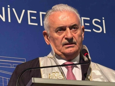 Binali Yıldırım: "BM&rsquo;nin 5 &uuml;yesi pinpon topu gibi d&uuml;nya milletleri ile oynuyor"
