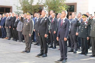 Bingöl’de 10 Kasım’da Atatürk saygıyla anıldı
