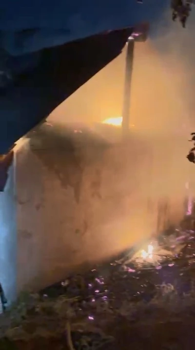 Bing&ouml;l&rsquo;de arazi yangını eve sı&ccedil;radı
