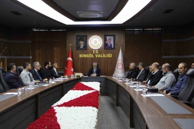 Bing&ouml;l&rsquo;de Deprem Master Planı değerlendirmesi yapıldı
