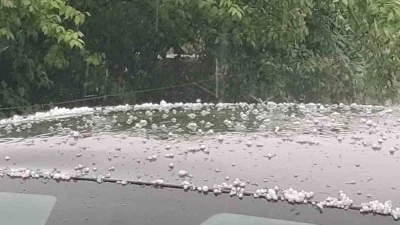 Bing&ouml;l&rsquo;de dolu yağışı etkili oldu
