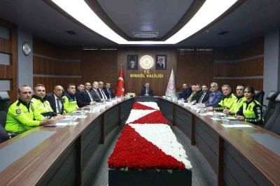 Bing&ouml;l&rsquo;de İl Trafik Komisyonu, g&uuml;venli ulaşım i&ccedil;in bir araya geldi
