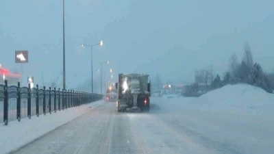 Bing&ouml;l&rsquo;de kar yağışı yeniden etkili oldu: &Ccedil;alışmalar sabahın erken saatlerinde başladı
