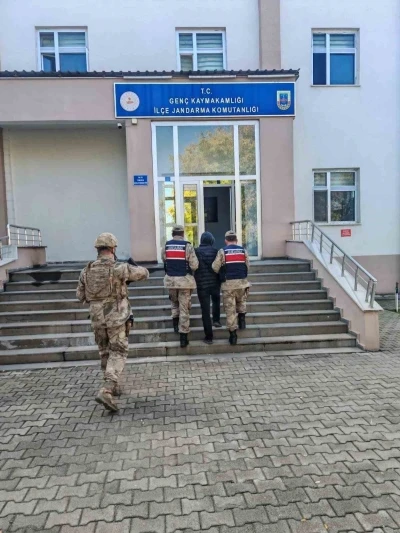 Bingöl’de kesinleşmiş hapis cezasıyla aranan 2 şüpheli yakalandı
