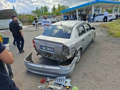 Bing&ouml;l&rsquo;de peş peşe trafik kazaları: 6 yaralı