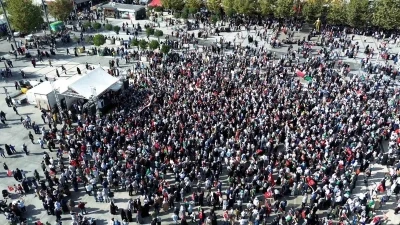 Binler, Filistin için tek ses oldu: Sakarya’dan dünyaya &quot;Gazze’ye özgürlük&quot; mesajı verdiler
