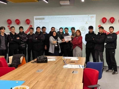 Binlerce &ouml;ğrenci ara tatilde bilimle buluştu
