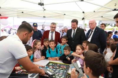 Binlerce öğrenci bu şenlikte buluştu
