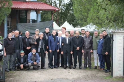 Binlerce talebenin yetişmesine vesile olan Hafız Hasan hoca dualarla anıldı

