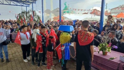 Binlerce yıllık Anadolu geleneği &lsquo;Yağmur Gelini&rsquo; Denizli&rsquo;de yaşatıldı
