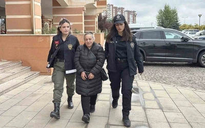 Bir gün boyunca evde yalnız bıraktığı bebeğinin ölümüne sebep olan kadına 22 yıl hapis cezası
