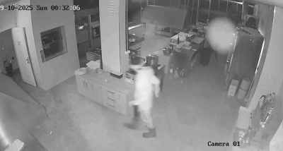 Bir ilçe bu kişinin peşinde
