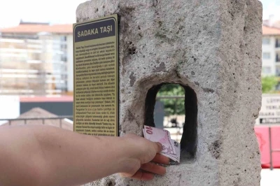 Birlik ve beraberliğin simgesi olan sadaka taşları g&uuml;n&uuml;m&uuml;zde unutuldu
