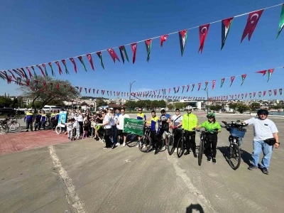 Bisikletliler çocuklar için pedal çevirecek: &quot;Pedalla Kitap Götürüyoruz&quot; kampanyası
